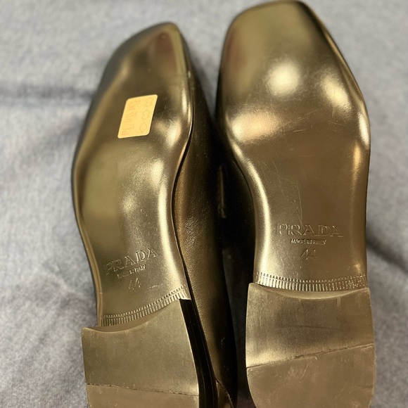 New mens size 10 Prada loafers. Excellent condition. - Picture 5 of 6